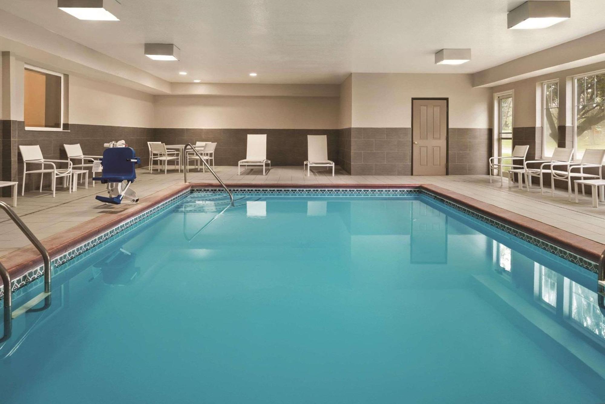 Country Inn & Suites By Radisson, Indianapolis South, In Extérieur photo